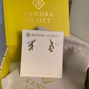 Kendra Scott Bobbi studs